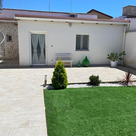 Apartamento Brezza Marina Tarento Exterior foto