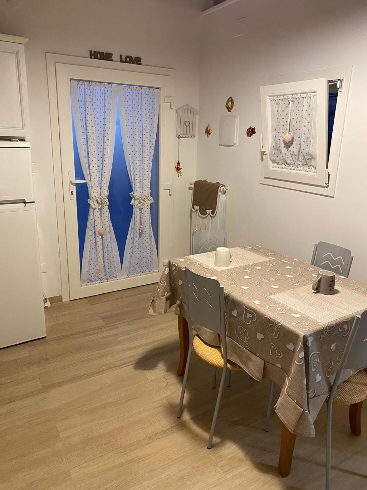 Apartamento Brezza Marina Tarento Exterior foto